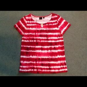 Ladies pull over top